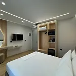 Erdeti Boutique