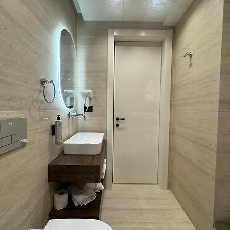 Erdeti Boutique 4* Sarande