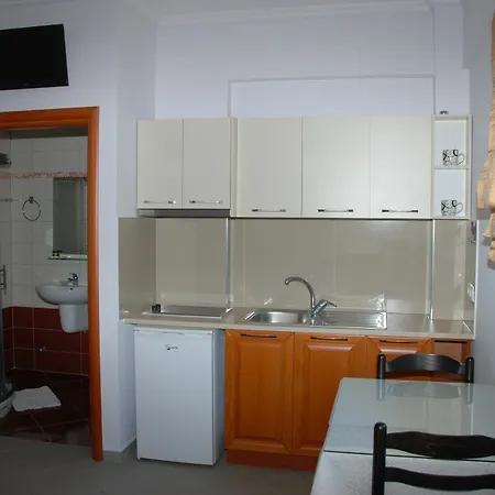 Erdeti Boutique