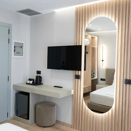 فندق Erdeti Boutique 4*