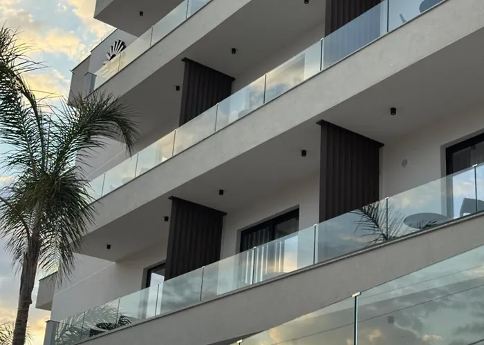 Erdeti Boutique Отель Саранда