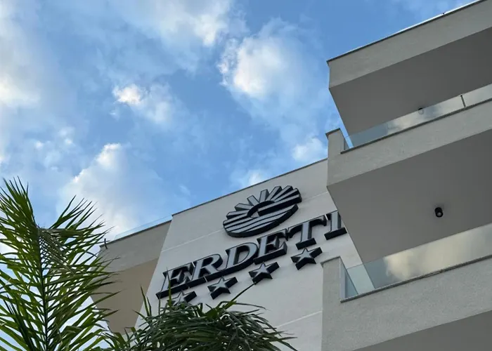 Erdeti Boutique فندق